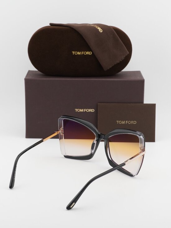 Tom Ford FT0766 03B Gia Butterfly Sunglasses - Black\\Green-Amber Gradient